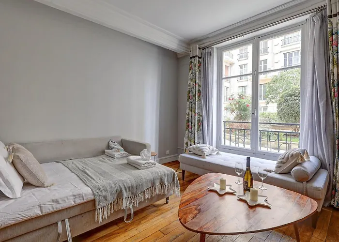 682 Bleriot - Superbe A Apartment Paris